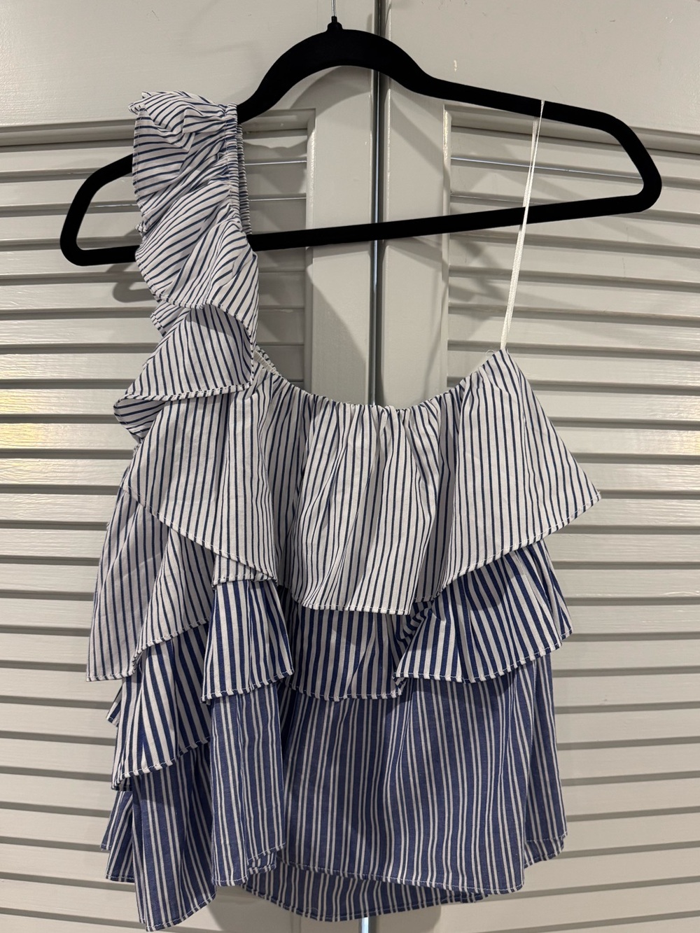 DO+BE White and Navy Striped Ruffle One-Shoulder Blouse - Picture 4 of 7